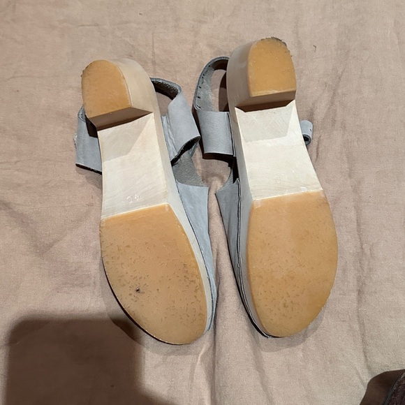 Bryr Clog Leather Gray Size 40 mid heel never worn - Picture 2 of 6